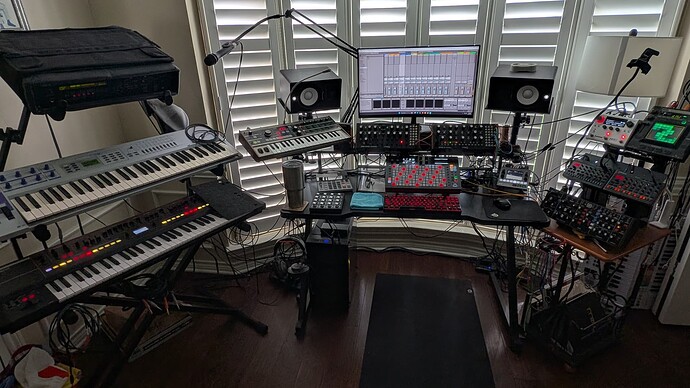 PXL_20250614_221604053.MP