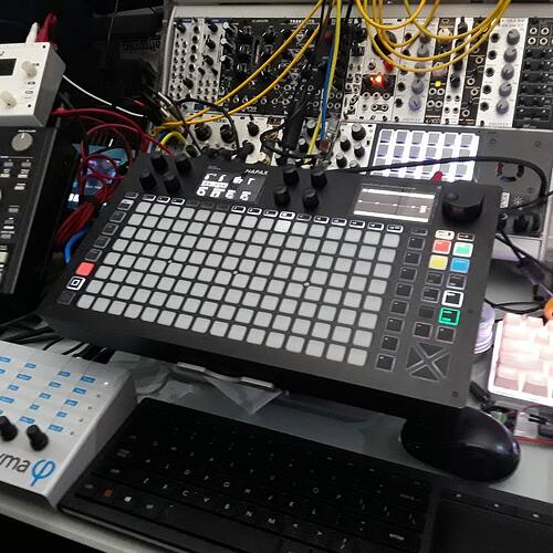 ba3119ab8cced5154fd7a5c42d4f615117304441-1